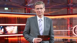 Nach den gefühlt Hunderten von Talkshows, Brennpunkten und Sondersendungen zum Flugzeugabsturz mit 149 Opfern ist das Thema nun auch Thema bei Jauch angelangt