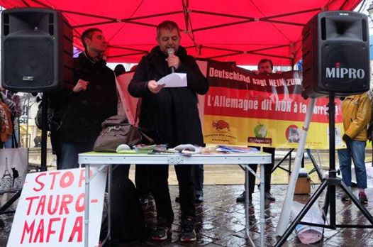 Unsere Solidarität gilt dem Anti-Stierkampf-Aktivisten Jean-Pierre Garrigues!
