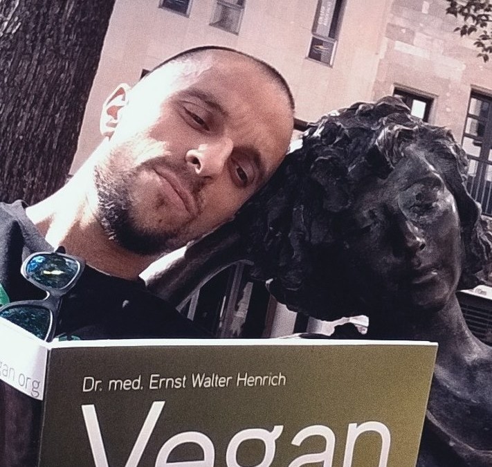 Auch in Spanien schätzt man eine gute vegane Lektüre